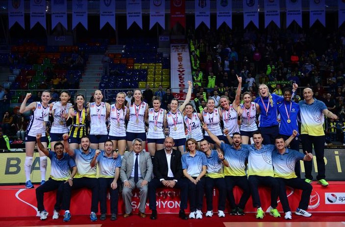 Fenerbahçe Grundig Süper Kupa'yı kazandı