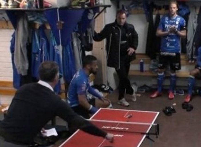 İsveç Ligi'nde pinpon masasında maç taktiği