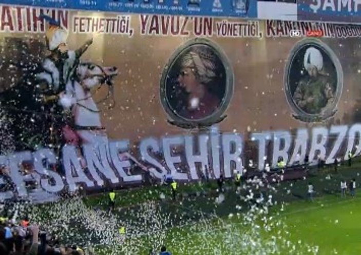 Trabzonspor taraftarın Osmanlı koreografisi