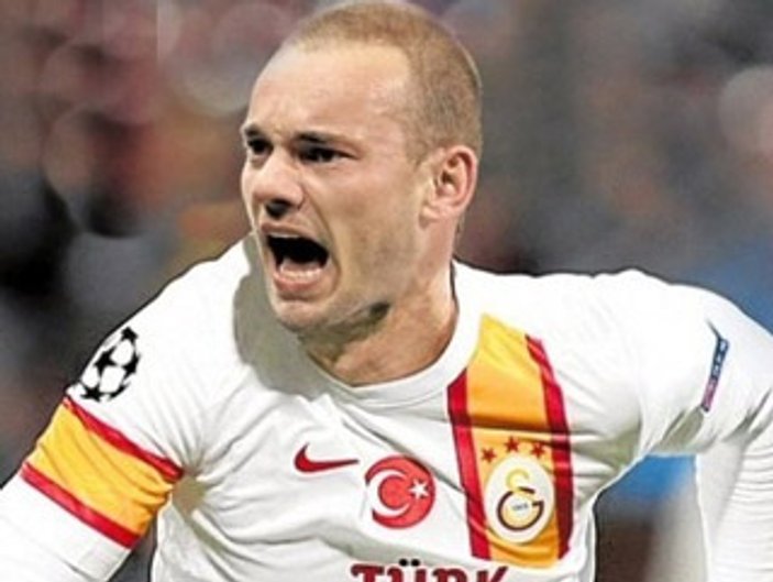Sneijder yenilginin öfkesini kapıdan çıkardı