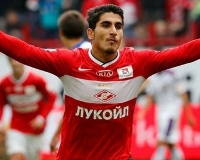 Spartak Moskova Aras Özbiliz'i satış listesine koydu
