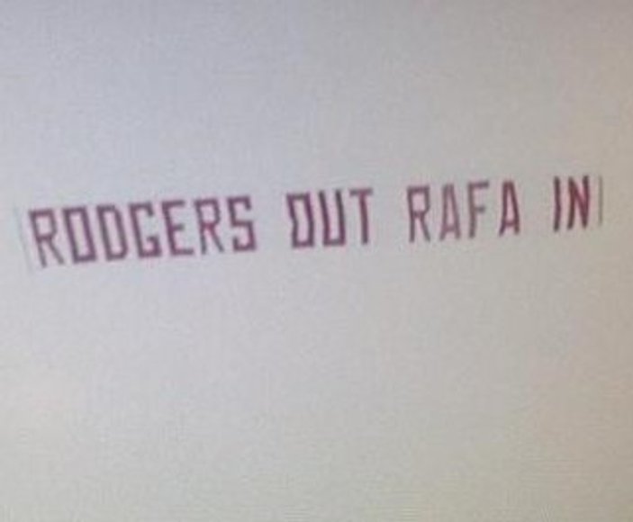 Liverpool taraftarından Brendan Rodgers'a istifa çağrısı