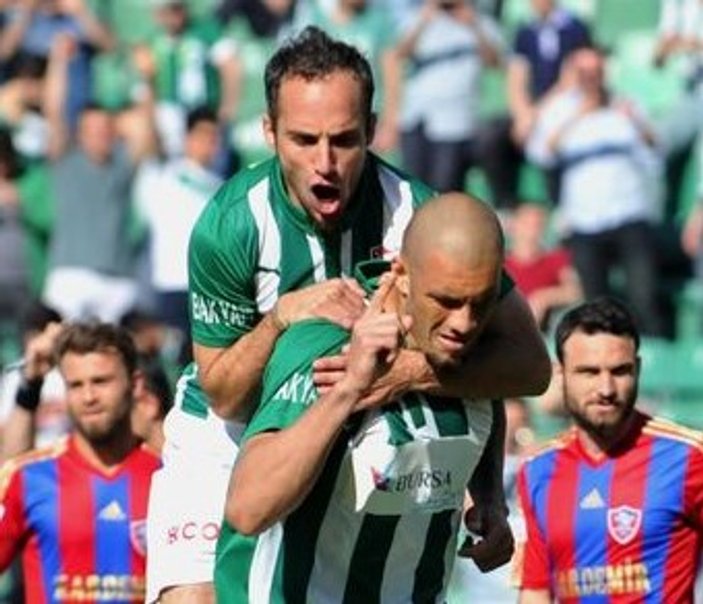 Bursaspor Karabükspor'a gol yağdırdı