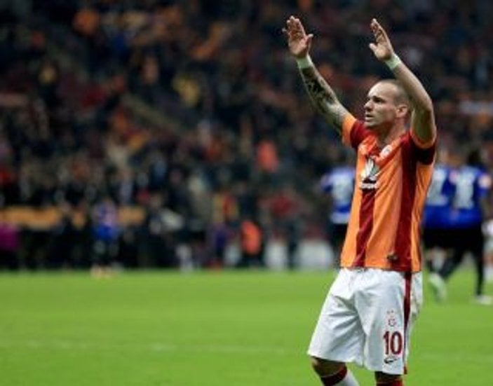 Sneijder'den maç sonu 3'lü