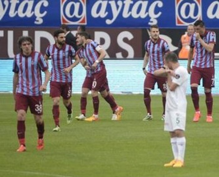 Trabzonspor Bursa'yı tek golle geçti