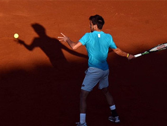 Bosna savaşında dünya gelen Dzumhur Federer'e rakip oldu