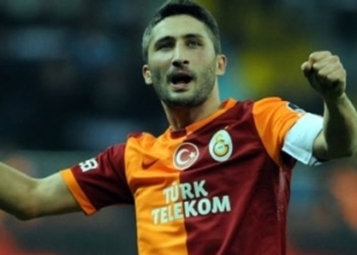 Galatasaray Sabri Sarıoğlu'nun sözleşmesini uzattı