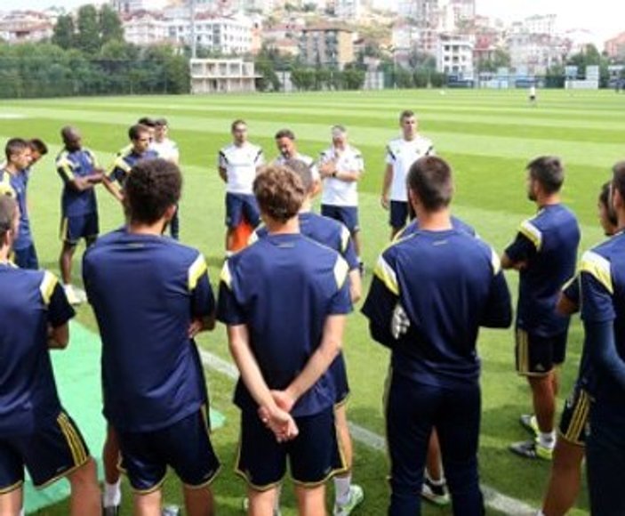 Vitor Pereira'dan Fenerbahçeli oyunculara uyarı
