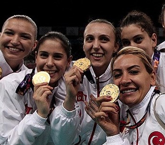Türkiye Bakü'de 29 madalya kazandı