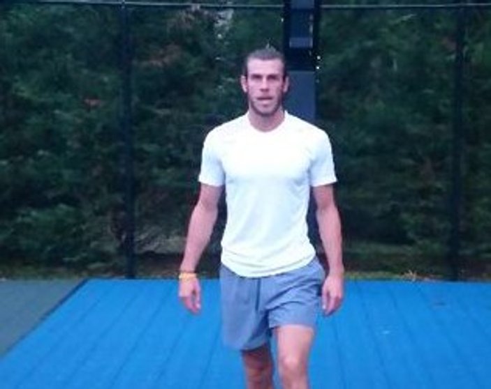 Gareth Bale arkası dönük ayakla basket attı - İZLE