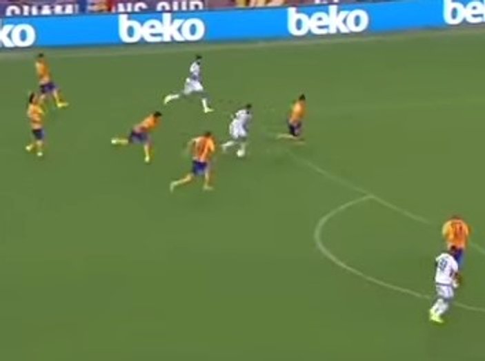 Hazard'dan Barcelona'ya şık gol - İZLE
