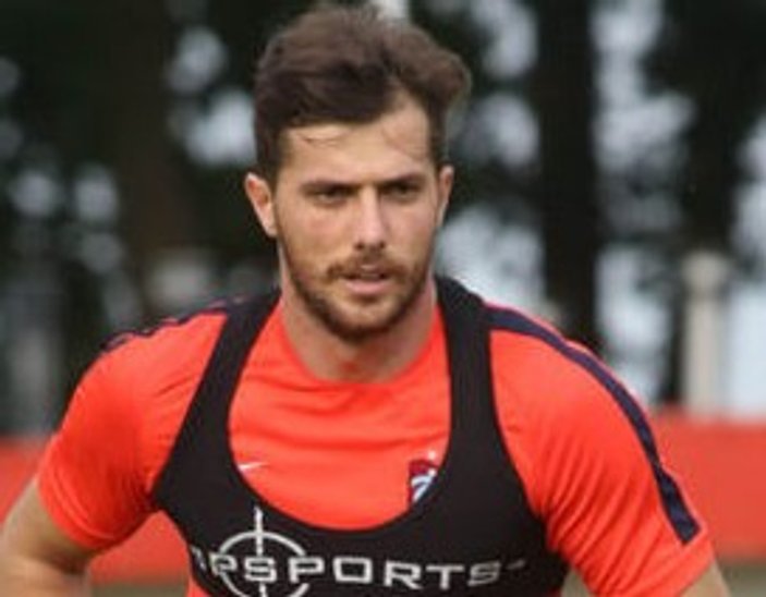 Trabzonspor Uğur Demirok'u borsaya bildirdi