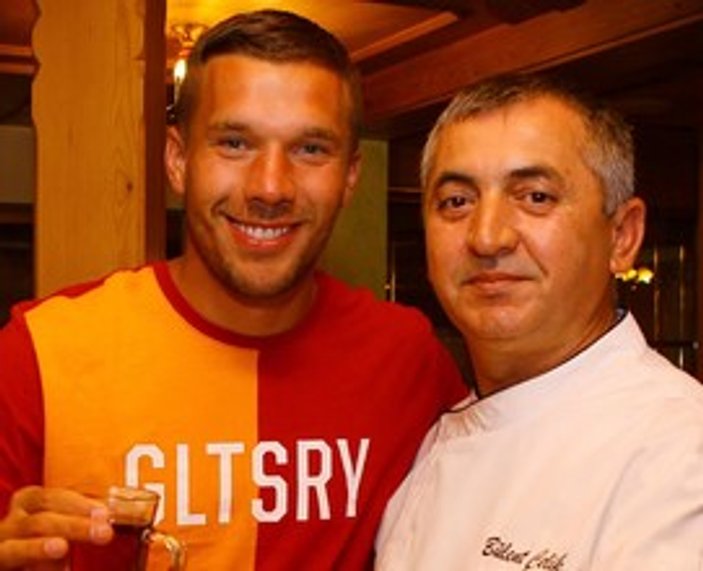 Podolski: Hamza Hamzaoğlu mükemmel bir insan