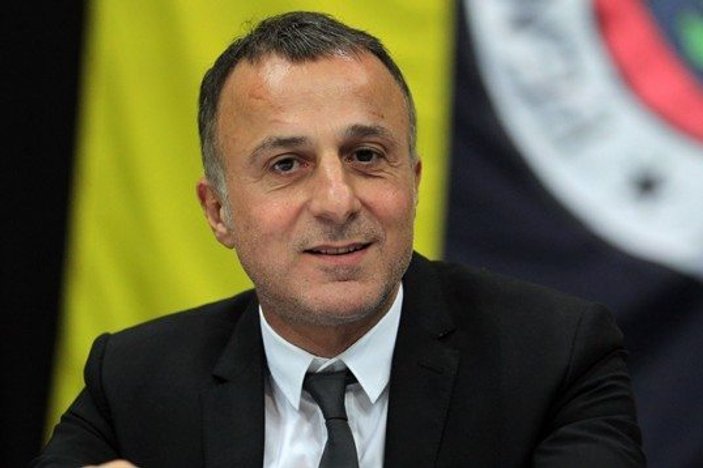 Fenerbahçeli yöneticiler: Fatih Terim gitsin, Aykut Kocaman gelsin