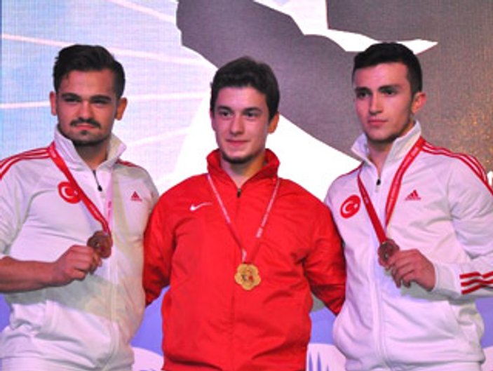 Karate 1 Premier Lig'de Türkiye'den madalya yağmuru