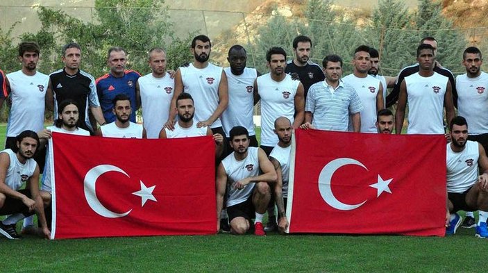 Gaziantepspor şehitleri andı