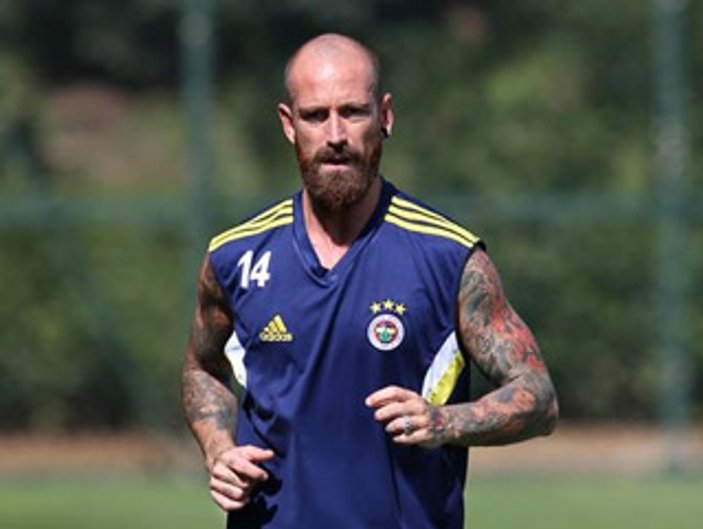 Meireles Celtic'e gönderme: Gözümüzü korkutamazlar