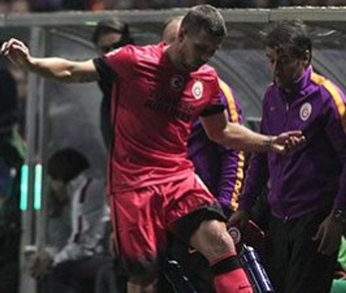 Podolski'den Hamza Hamzaoğlu'na tepki