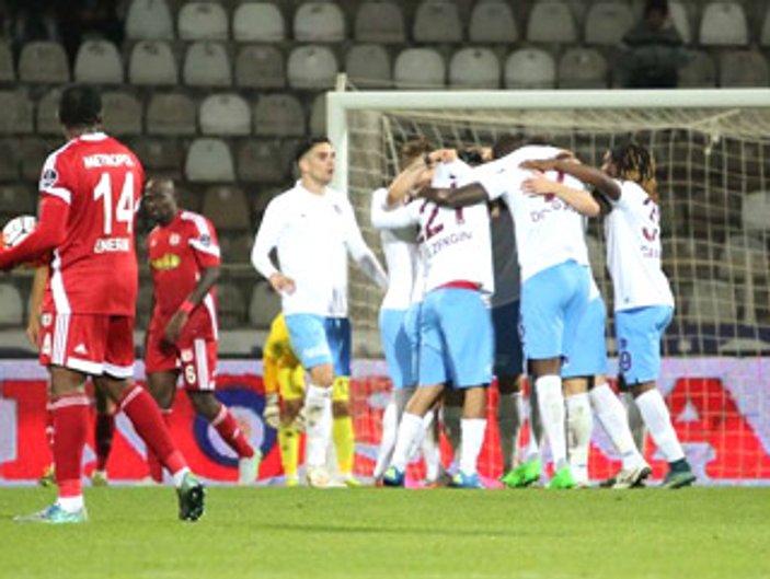 Trabzonspor deplasmanda Medicana Sivasspor'u yendi