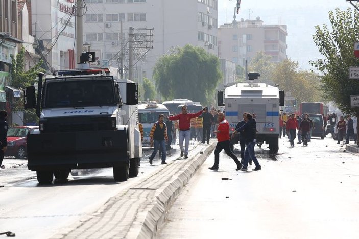 Karşıyaka-Göztepe derbisi öncesi kavga çıktı