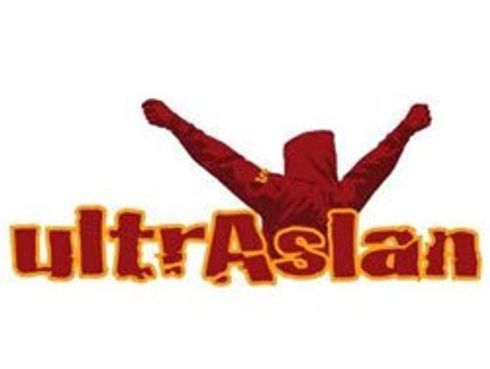 Ultraslan, Galatasaray yönetimini istifaya çağırdı