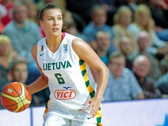 Kamilė Nacickaitė Fenerbahçe'de