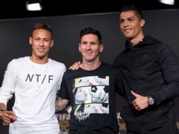 Altın Top Ödülü'nü bu kez Messi kazandı