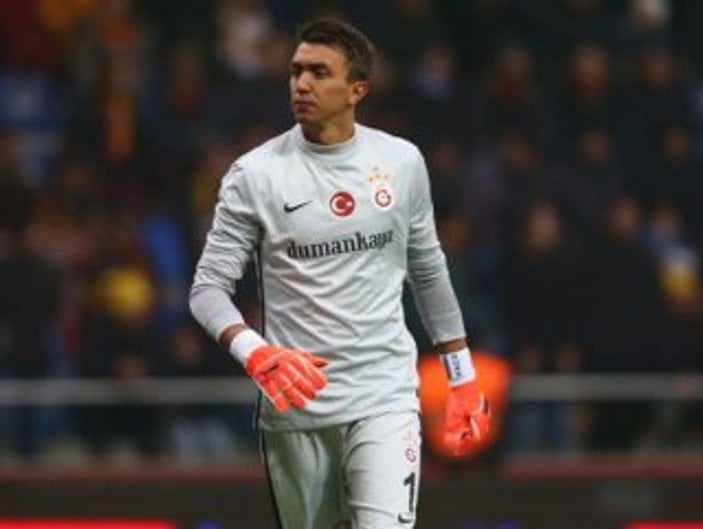 Serhat Ulueren: Galatasaray Muslera'yı 50 milyona satacak