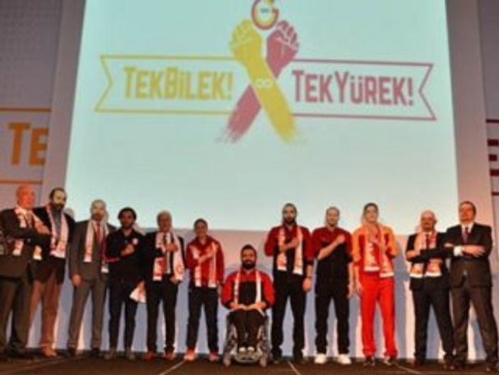 Galatasaray'da bileklik skandalı