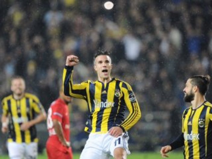 Fenerbahçe Kadıköy'de rahat kazandı