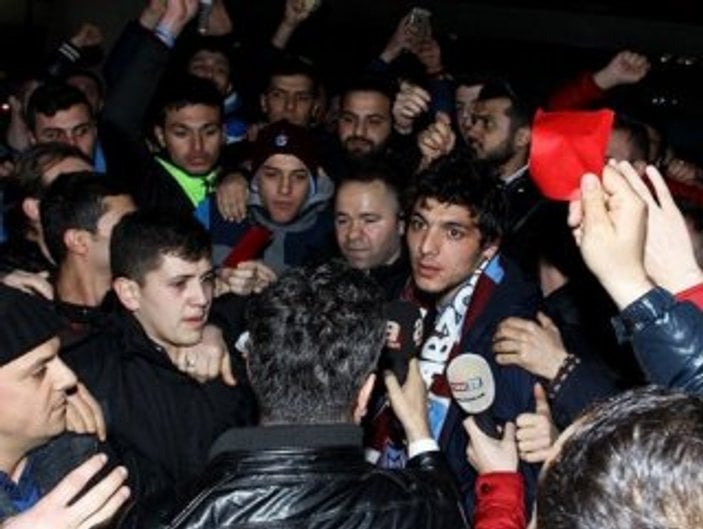 Trabzonspor'da kırmızı protestosu