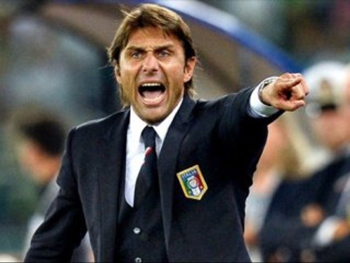Chelsea'nin yeni hocası Conte
