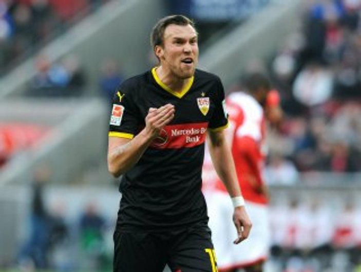 Grosskreutz'a sevgilisinden futbol yasağı