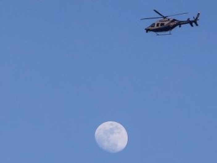 Polis helikopterinden Galatasaraylılara anons