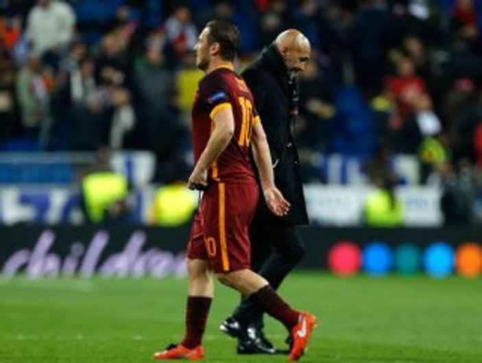 Spalletti'den Totti'ye eleştiri