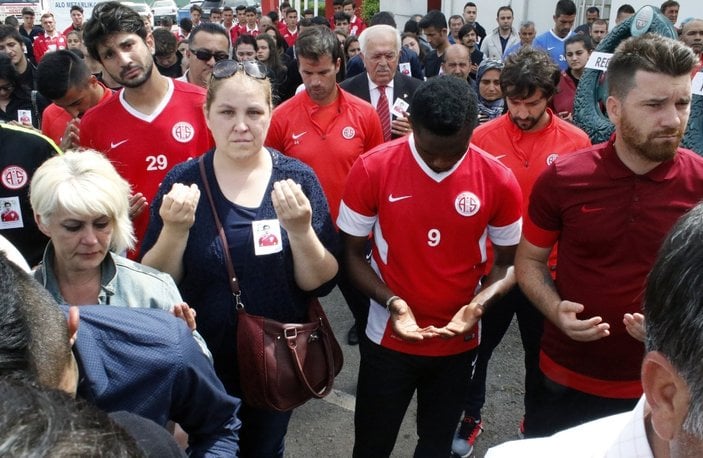 Mesut Sarıkaya toprağa verildi