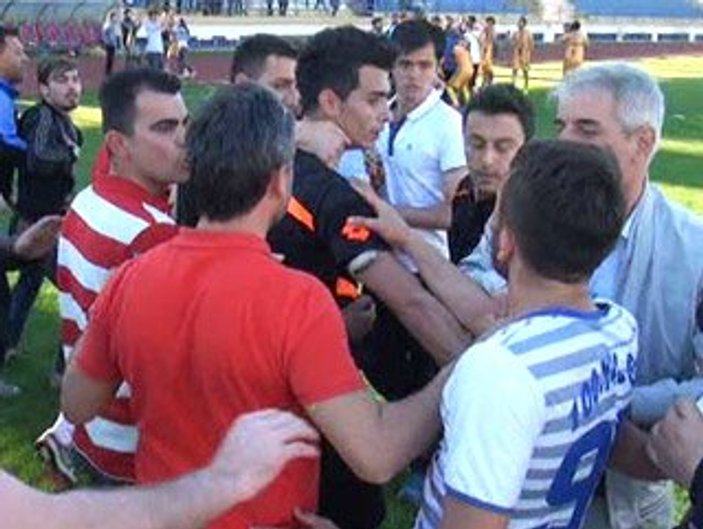 Karabük'te amatör lig maçında kavga