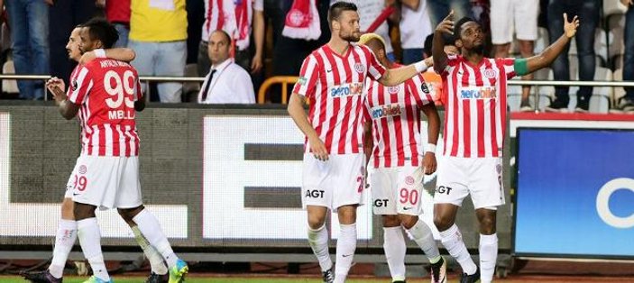 Antalyaspor 3 puanı tek golle aldı