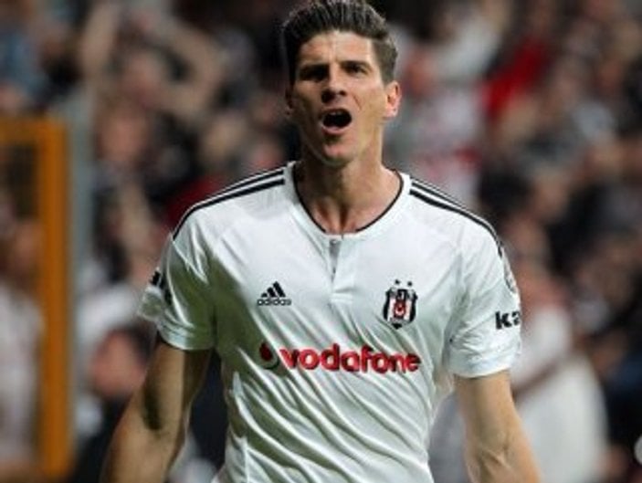Mario Gomez Beşiktaş'tan ayrılacak