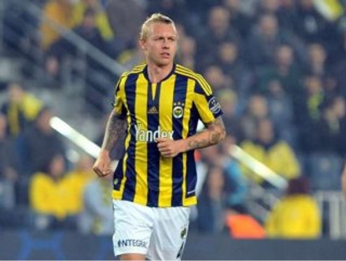 Fenerbahçe'nin vazgeçilmezi Simon Kjaer
