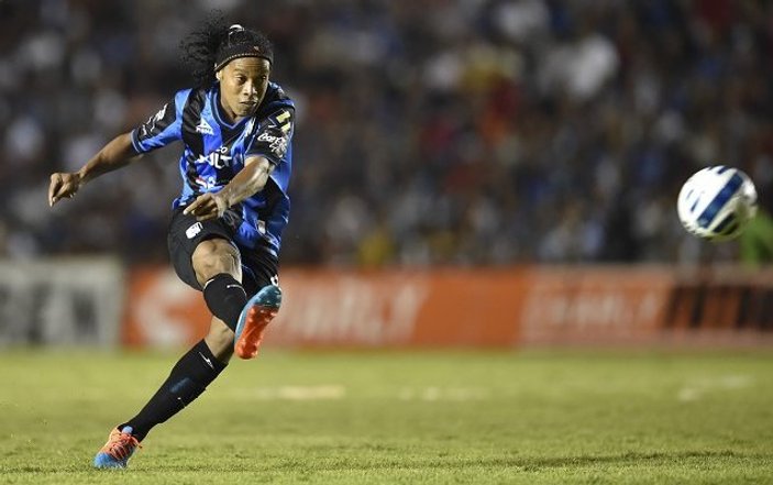 Gültekin Gencer: Ronaldinho transferini iptal ettik