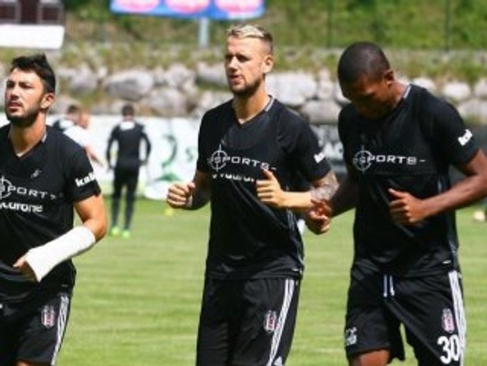 Alexander Milosevic Avusturya kampından ayrıldı