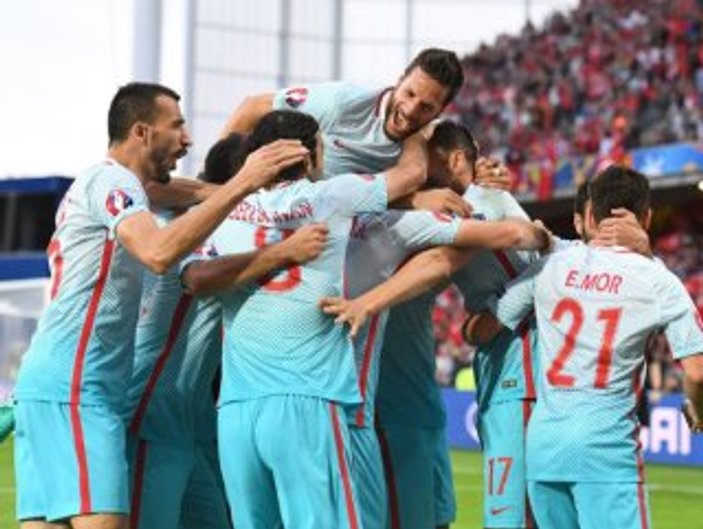 Türkiye-Rusya maçı saat kaçta hangi kanalda