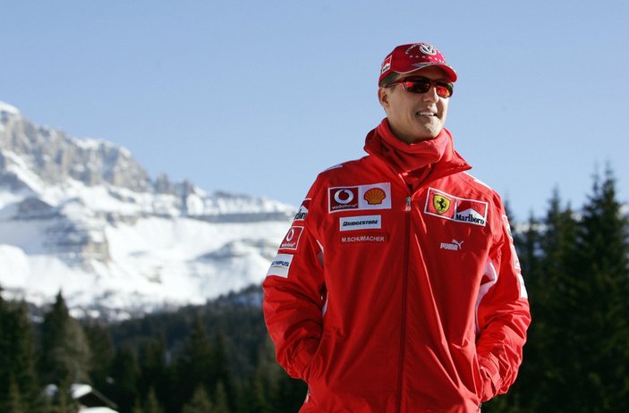 Michael Schumacher yürümeye başladı