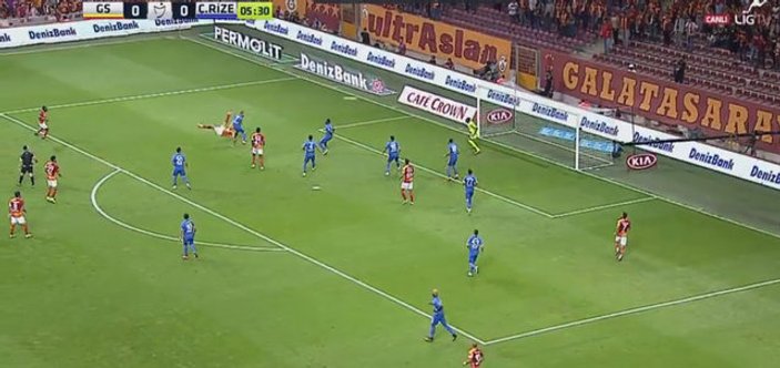 Eren Derdiyok'un rövaşata golü De Jong'u şaşkına çevirdi