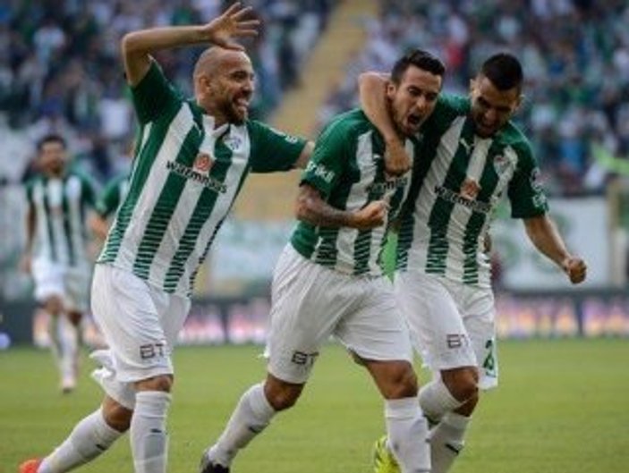 Bursaspor Kasımpaşa'yı tek golle geçti