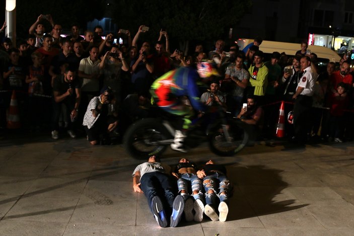 Ünlü motosikletçi Capper Antalya'da gösteri yaptı
