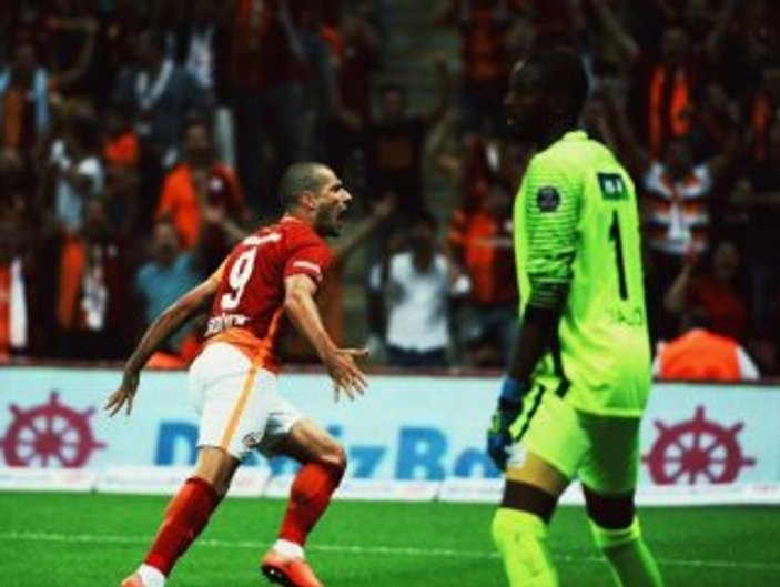 Galatasaraylı yönetici: Eren'in Lewandowski'den farkı yok