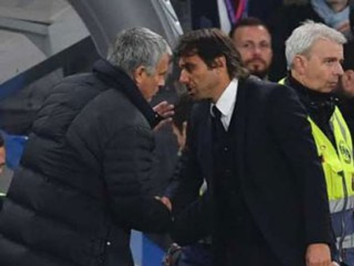 Mourinho Conte'nin kulağına fısıldadı: Utanç verici