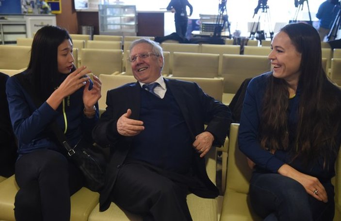 Aziz Başkan'la Koreli sporcu arasında güldüren diyaloglar